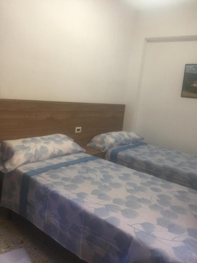 Piles - Apartment - Sleeps 7 - Parking - Seafront Экстерьер фото