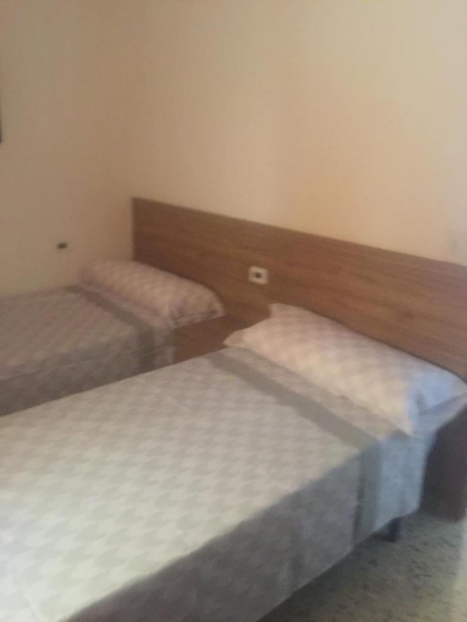 Piles - Apartment - Sleeps 7 - Parking - Seafront Экстерьер фото