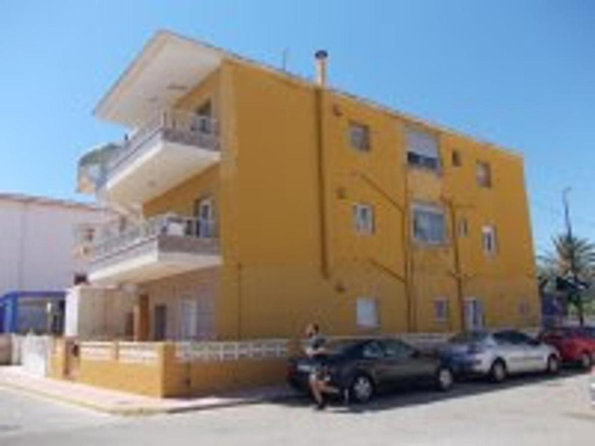Piles - Apartment - Sleeps 7 - Parking - Seafront Экстерьер фото